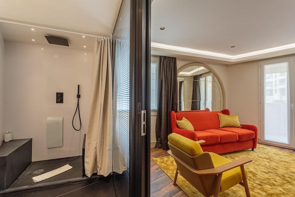 Grand Tonic & Nuxe Hotel